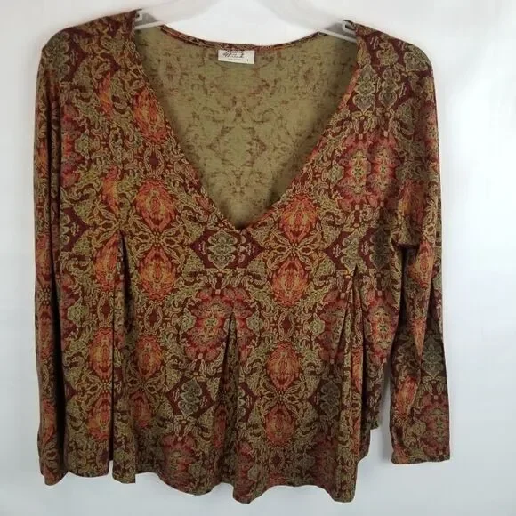 Plum and Thread. Size 1. Cute geometric print top. Reds, Orange, and Tans. - Picture 7 of 14